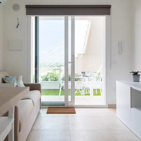 Guesthost - Borgo 84 Marzamemi - White House