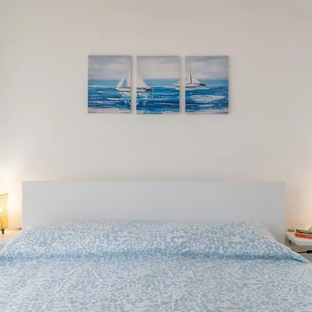 Guesthost - Borgo 84 Marzamemi - White House *