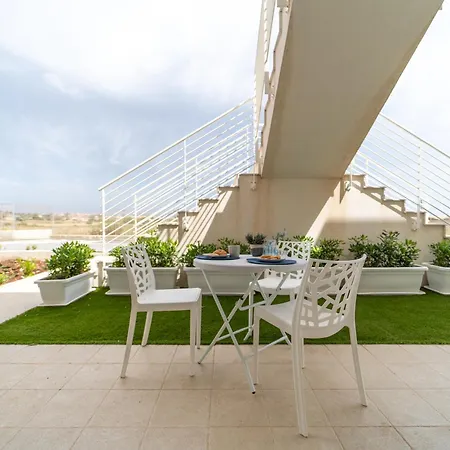 Guesthost - Borgo 84 Marzamemi - White House